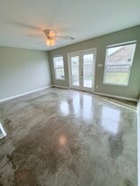 Building Photo - 1534 S Patout St