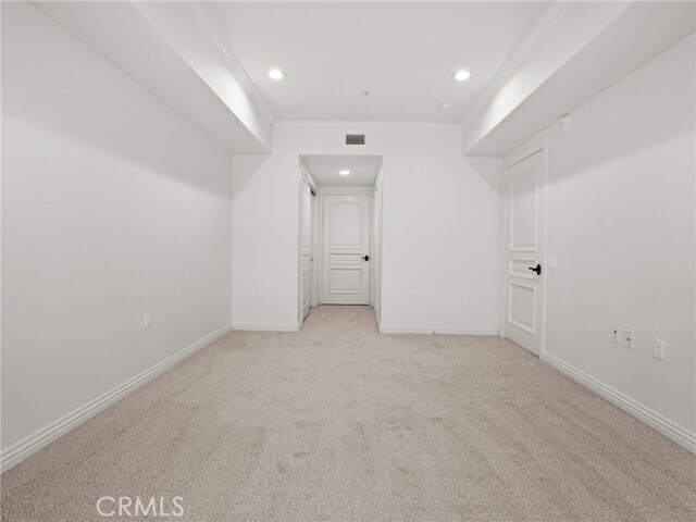 Building Photo - 1598 Long BCH