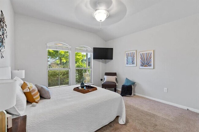 Building Photo - 508 Longhorn Cavern Rd