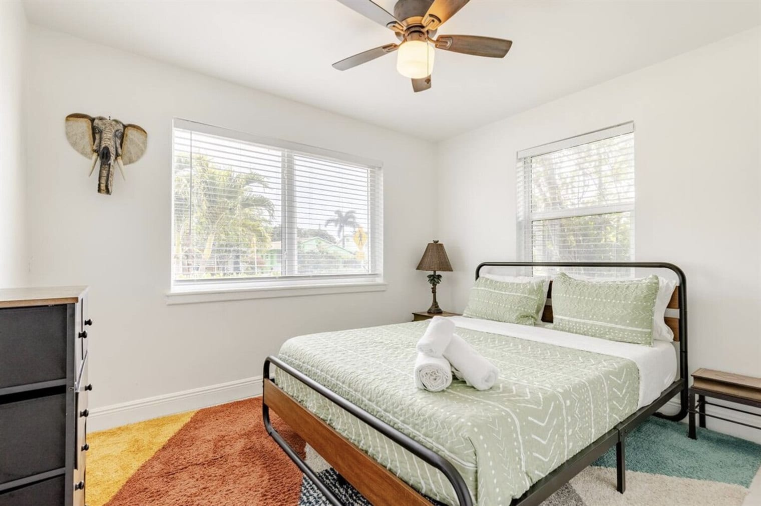 Building Photo - 415 S C St