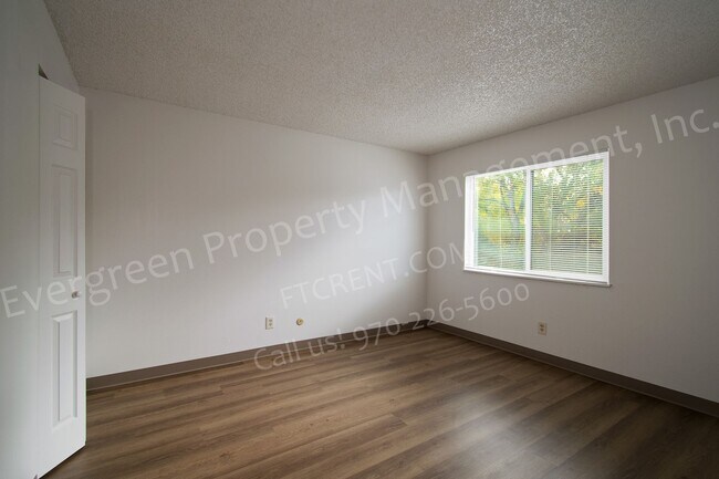 Building Photo - 1705 Heatheridge Rd