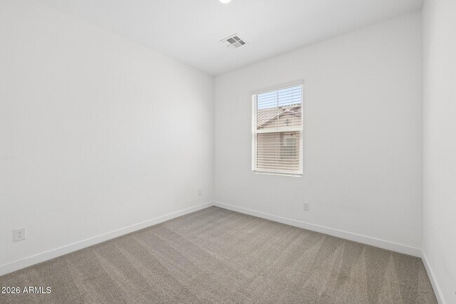 Building Photo - 4631 S Element