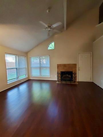 Building Photo - 1704 Quail Run Dr