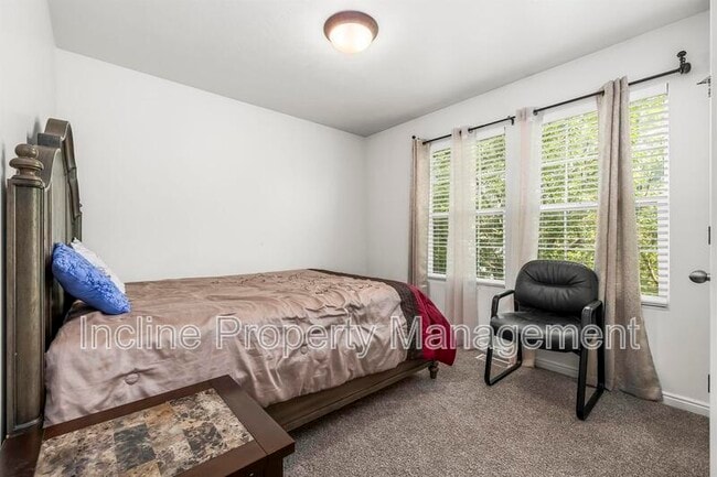Building Photo - 7623 Yellowwood Ln