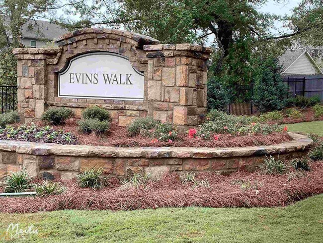 Building Photo - 1395 Live Oak Lane