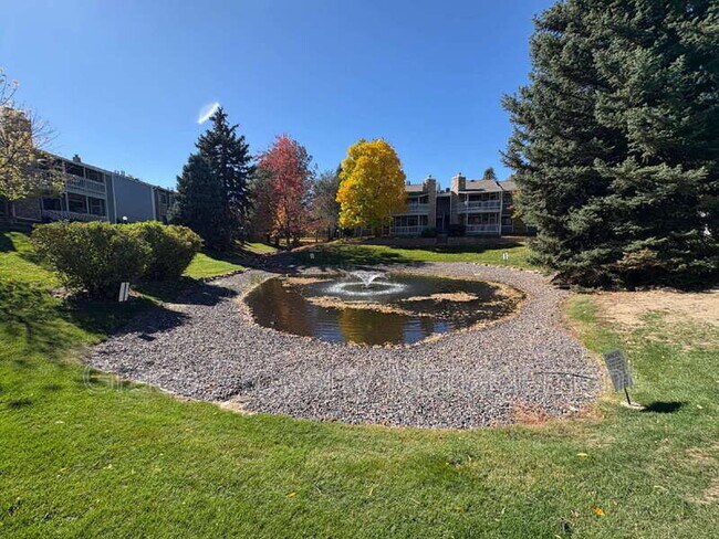 Building Photo - 8335 E Fairmount Dr