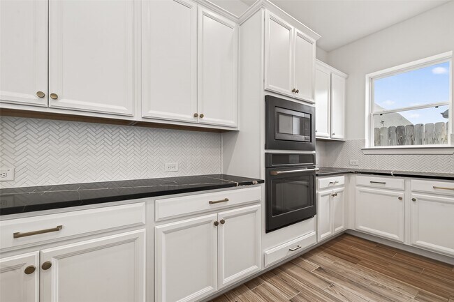 Building Photo - 15503 Salmon Springs Dr