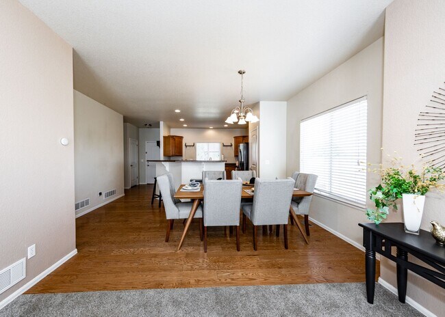 Building Photo - Cute End Unit 3 Bedroom Townhome in Lorson Ranch Next to Open Space