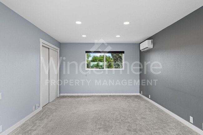 Building Photo - Beautiful 3-Bedroom Home - EV Charger - Pet Friendly