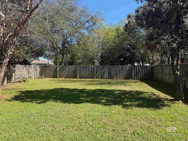 Building Photo - 21550 Palmer Ct