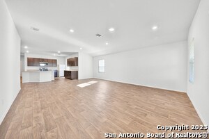 Building Photo - 813 Indigo Wy