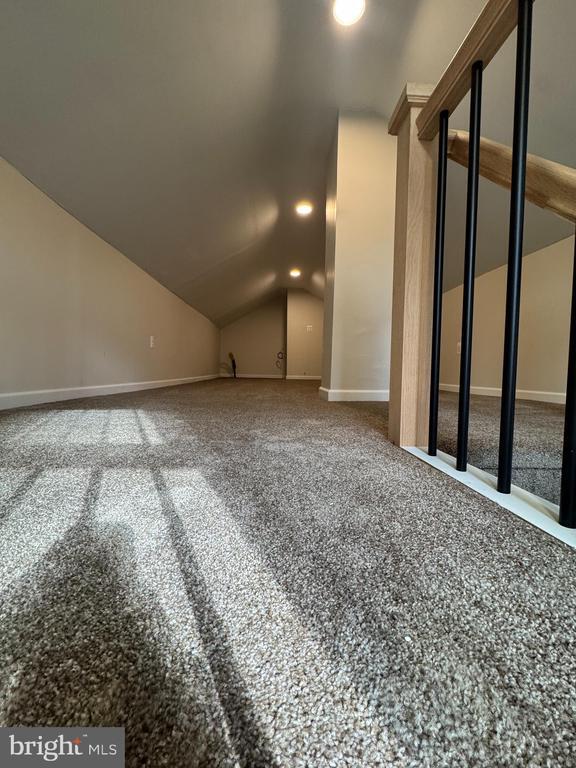 Building Photo - 122 S Haviland Ave