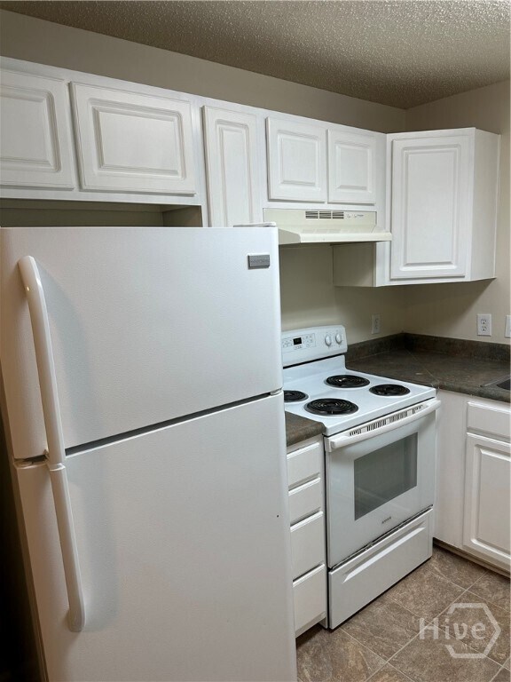 Building Photo - 310 Tibet Ave