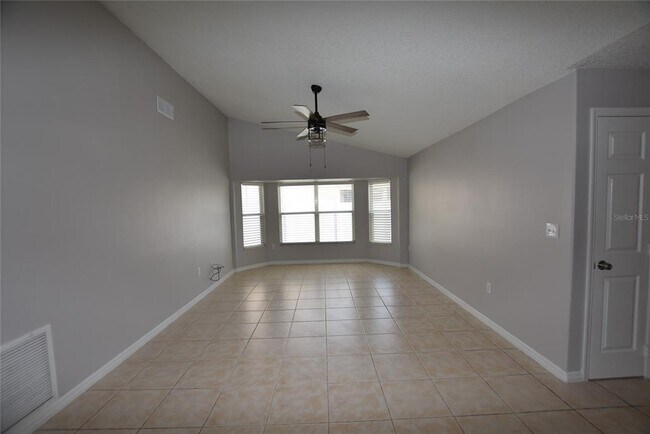 Building Photo - 2971 Settlers Trail