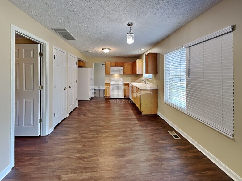 Building Photo - 10099 Brandsteade Ct
