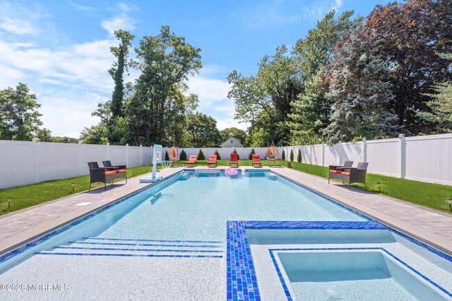 Building Photo - 8 Woodrow St