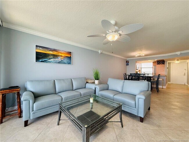 Building Photo - 10680 S Ocean Dr