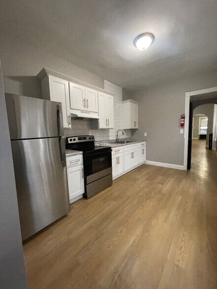 Building Photo - 1335 N 10th St