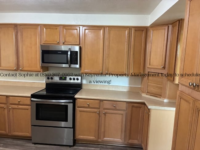 Building Photo - 3 Bed 3 Bath Ready to rent