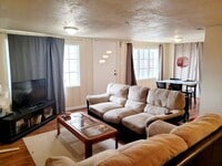 Building Photo - Beautiful Ranch-Style Home Near CU & Bould...