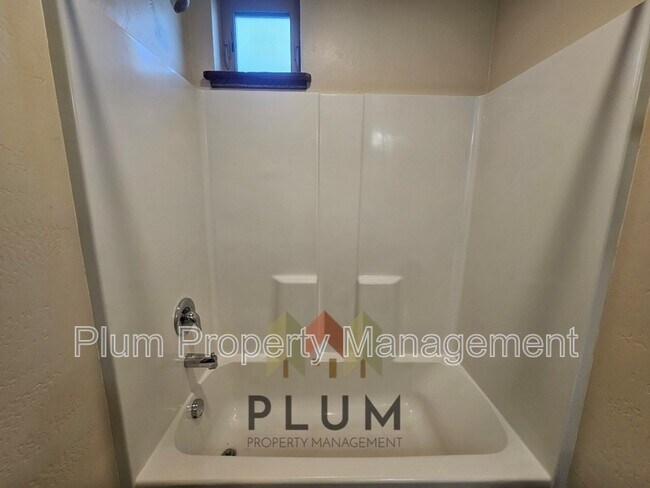 Building Photo - 131 Speedway Ave