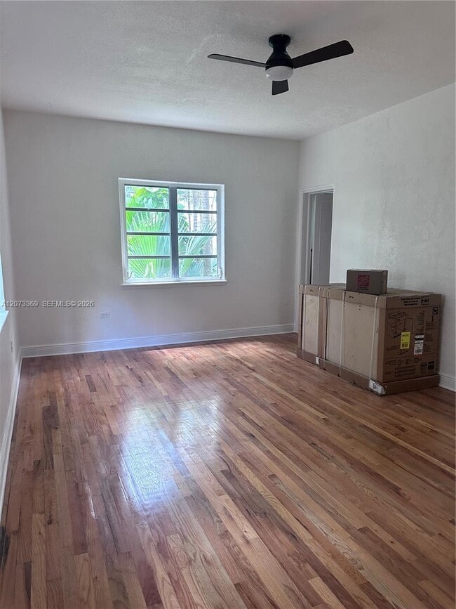 Building Photo - 1560 Jefferson Ave