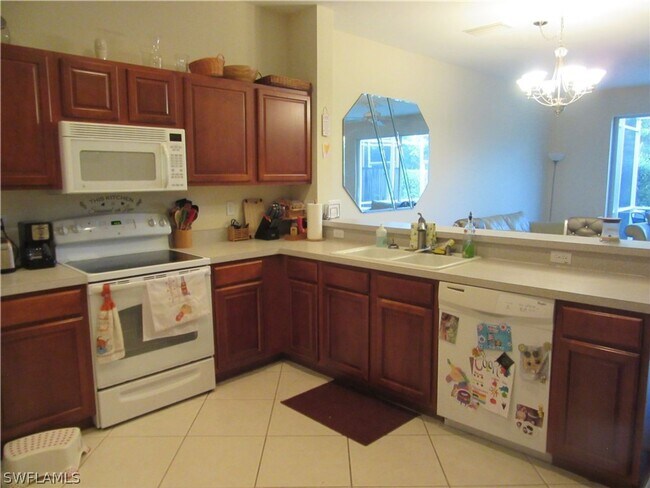 Building Photo - Beautiful Open Floorplan home!
