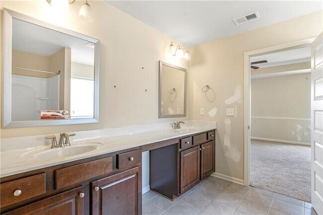 Building Photo - 951 Elyse Springs Ct
