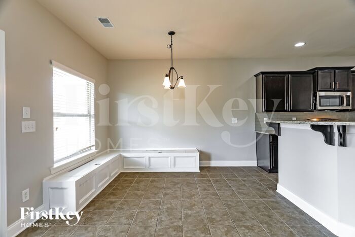 Building Photo - 444 Blackberry Blvd