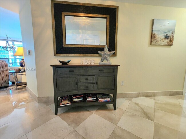 Building Photo - 3101 S Ocean Dr