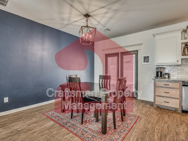 Building Photo - 9945 SW 21st St