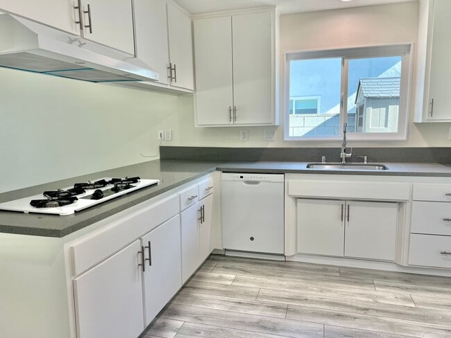 Building Photo - Remodeled 3-bedroom, 2 bath home in Agoura Hills