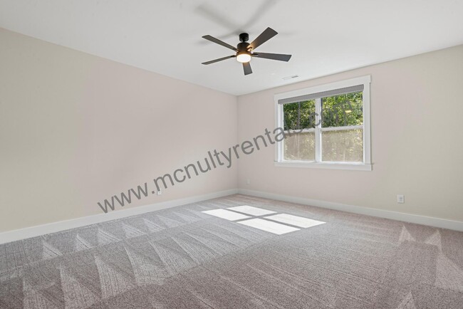 Building Photo - 1109 Masefield Ave