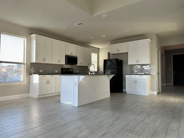 Building Photo - 2732 Spg Crk Trl