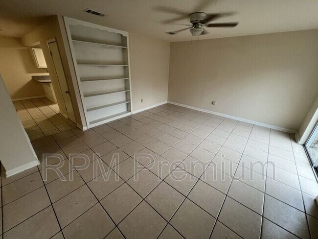 Building Photo - 5268 S Brightside View Dr