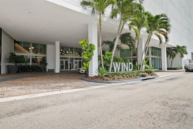 Building Photo - 350 S Miami Ave