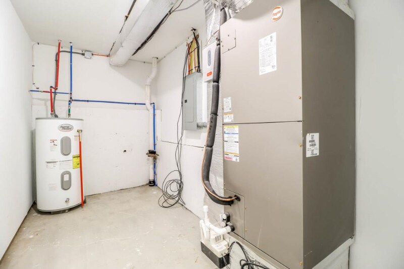 Building Photo - 69 Lanesville Rd