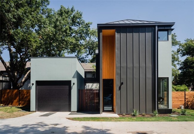 Building Photo - 1103 Cherico St