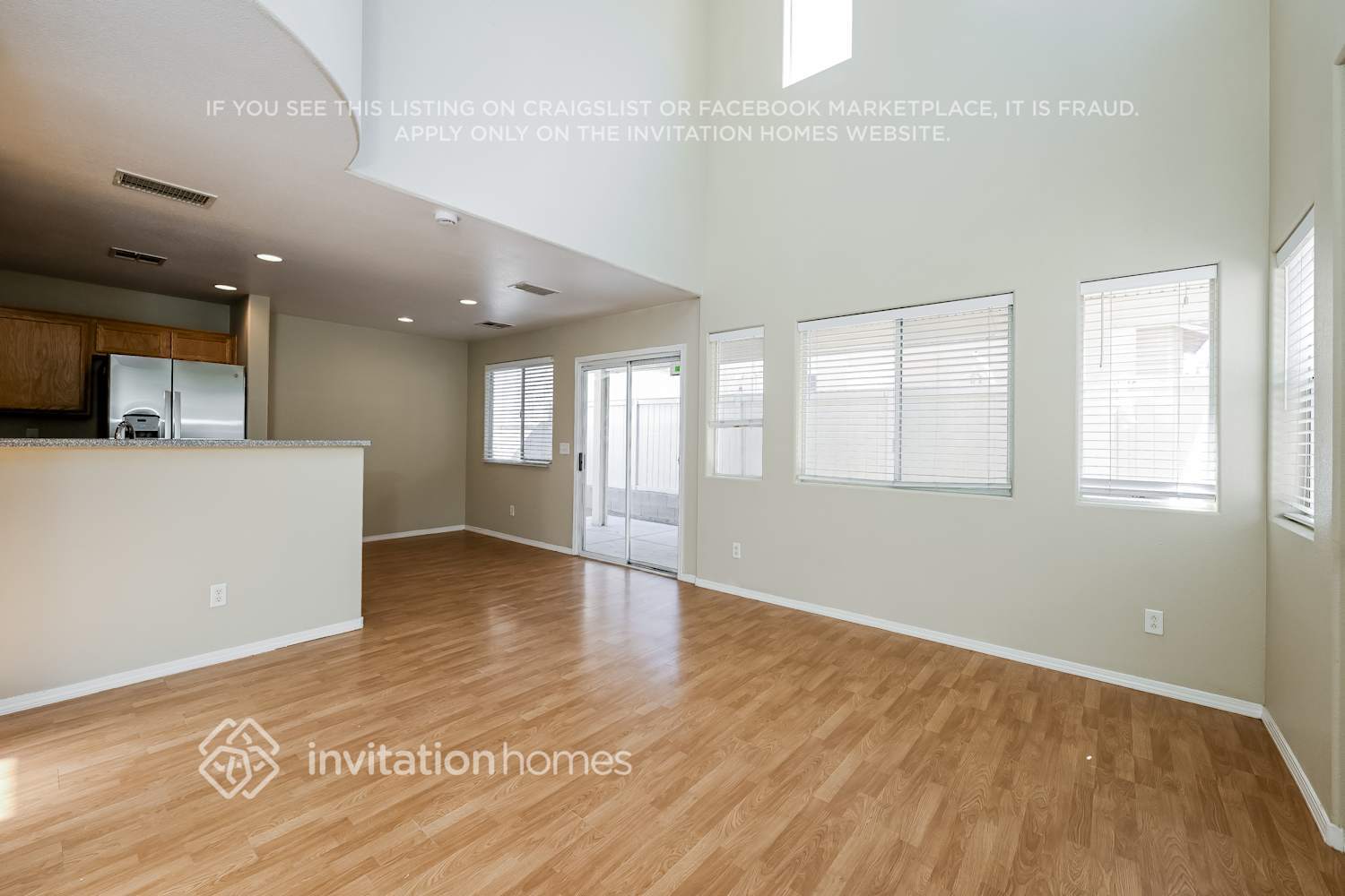 Building Photo - 942 Cantabria Heights Ave