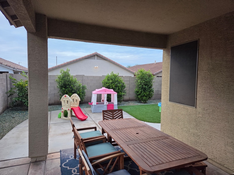 Building Photo - 12527 W Campina Dr