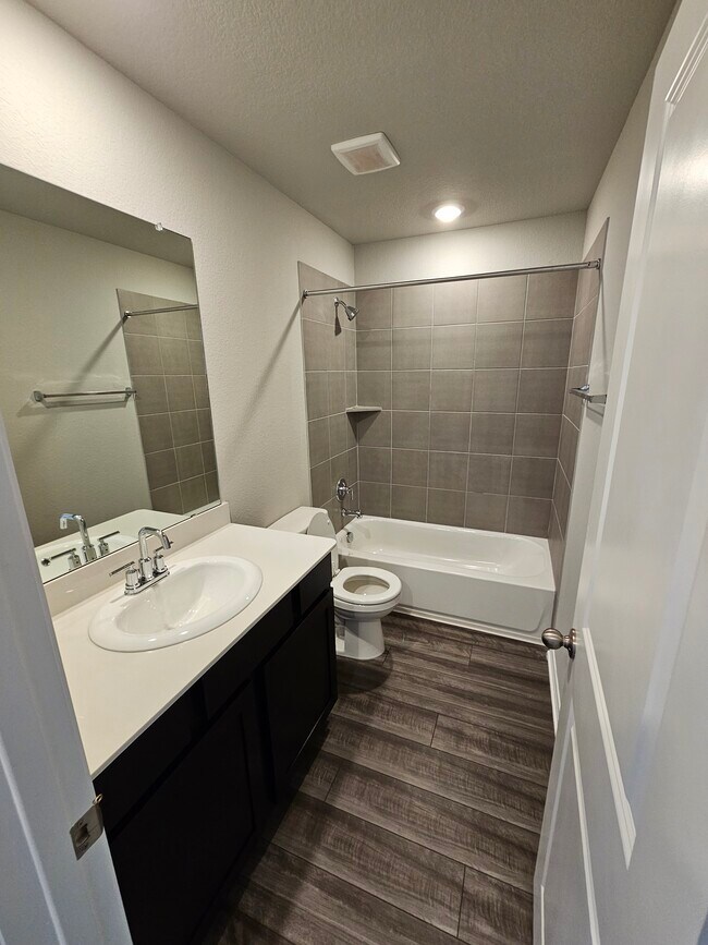 Building Photo - 3708 Sweet Watermelon Ln