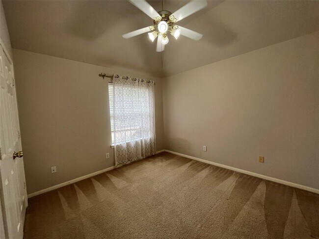 Building Photo - 22531 Tullis Trail Ct