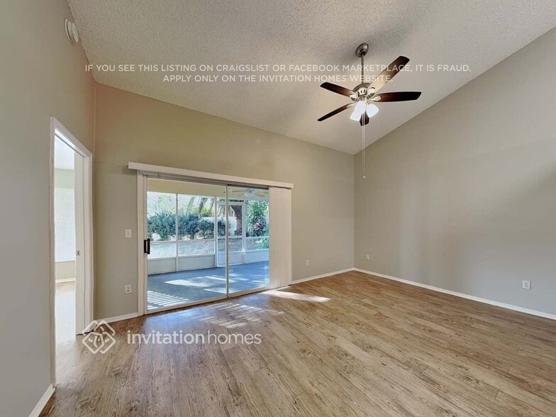 Building Photo - 1006 Henson Ct