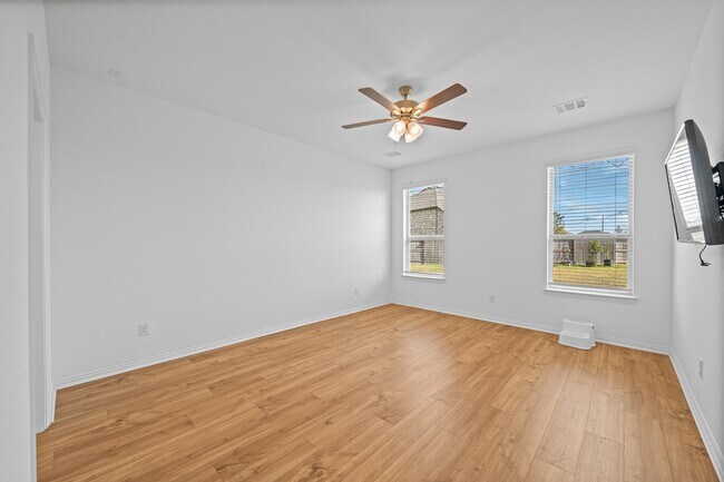 Building Photo - 2092 Terra Rose Dr