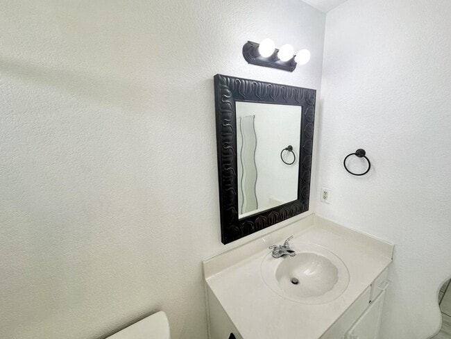 Building Photo - AVAILABLE SOON!