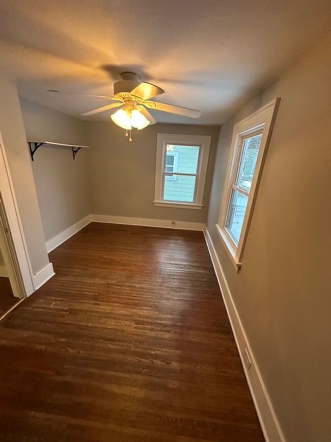 Building Photo - 93 Tryon Park