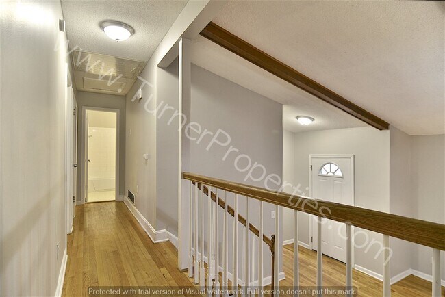 Building Photo - 4000 Williamsburg Dr, Columbia, SC 29203