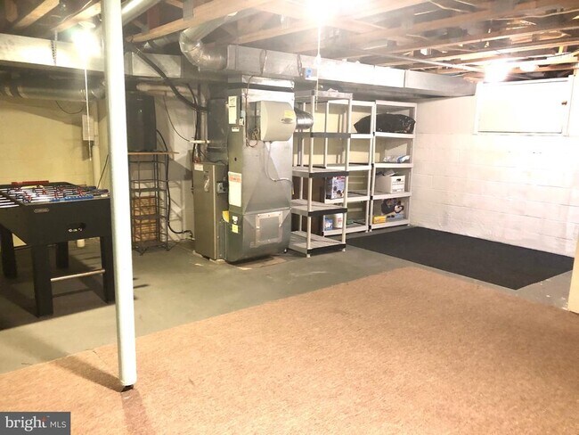 Building Photo - 540 Haverford Rd