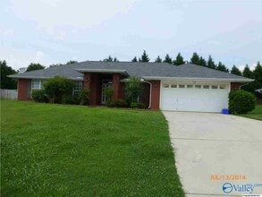 Building Photo - 128 Clover Ridge Dr
