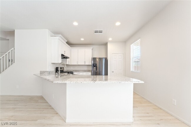 Building Photo - 9205 Keystone Ridge Ave